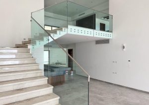 FLOATING MARBLE WITH GLASS-FRAME AND METAL